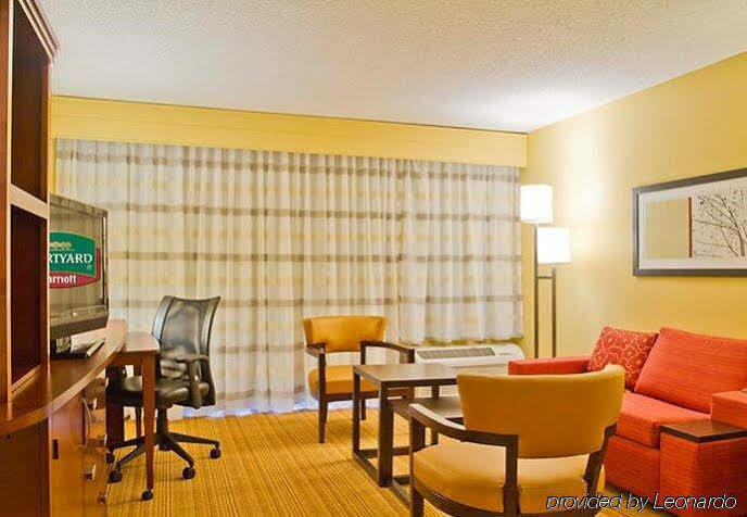 Courtyard Charlotte Airport North Hotel Luaran gambar